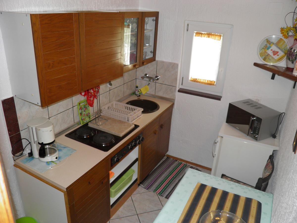 Apartment Mira โปเรช ภายนอก รูปภาพ