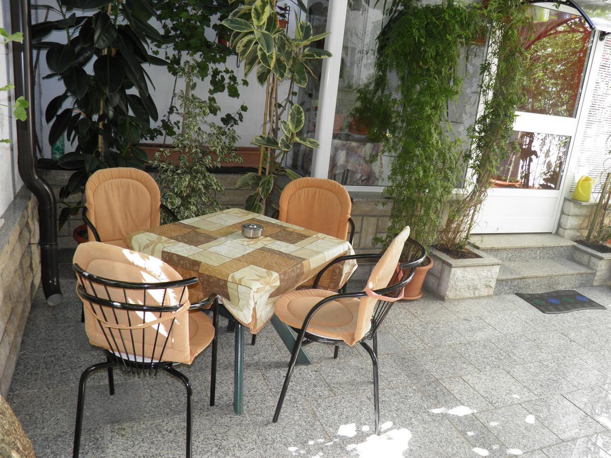 Apartment Mira โปเรช ภายนอก รูปภาพ